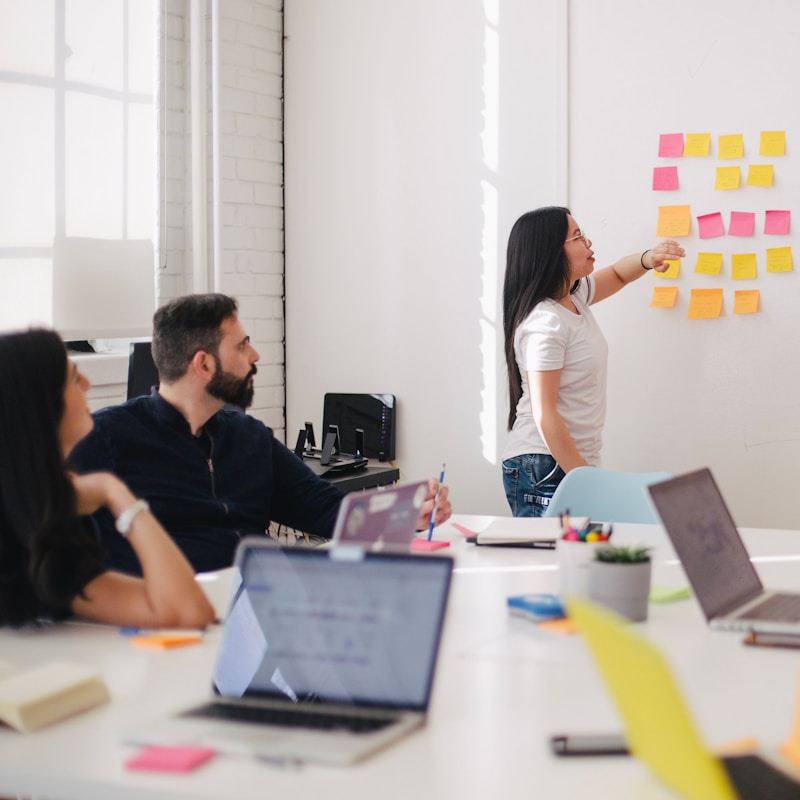 Cirqle Group team collaborating